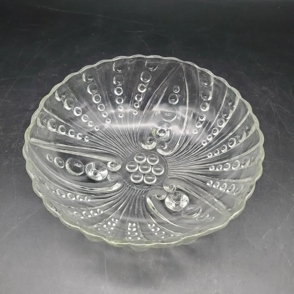 Vintage Clear Pressed Glass Swirl Berry Dessert Serving Bowl 7.5